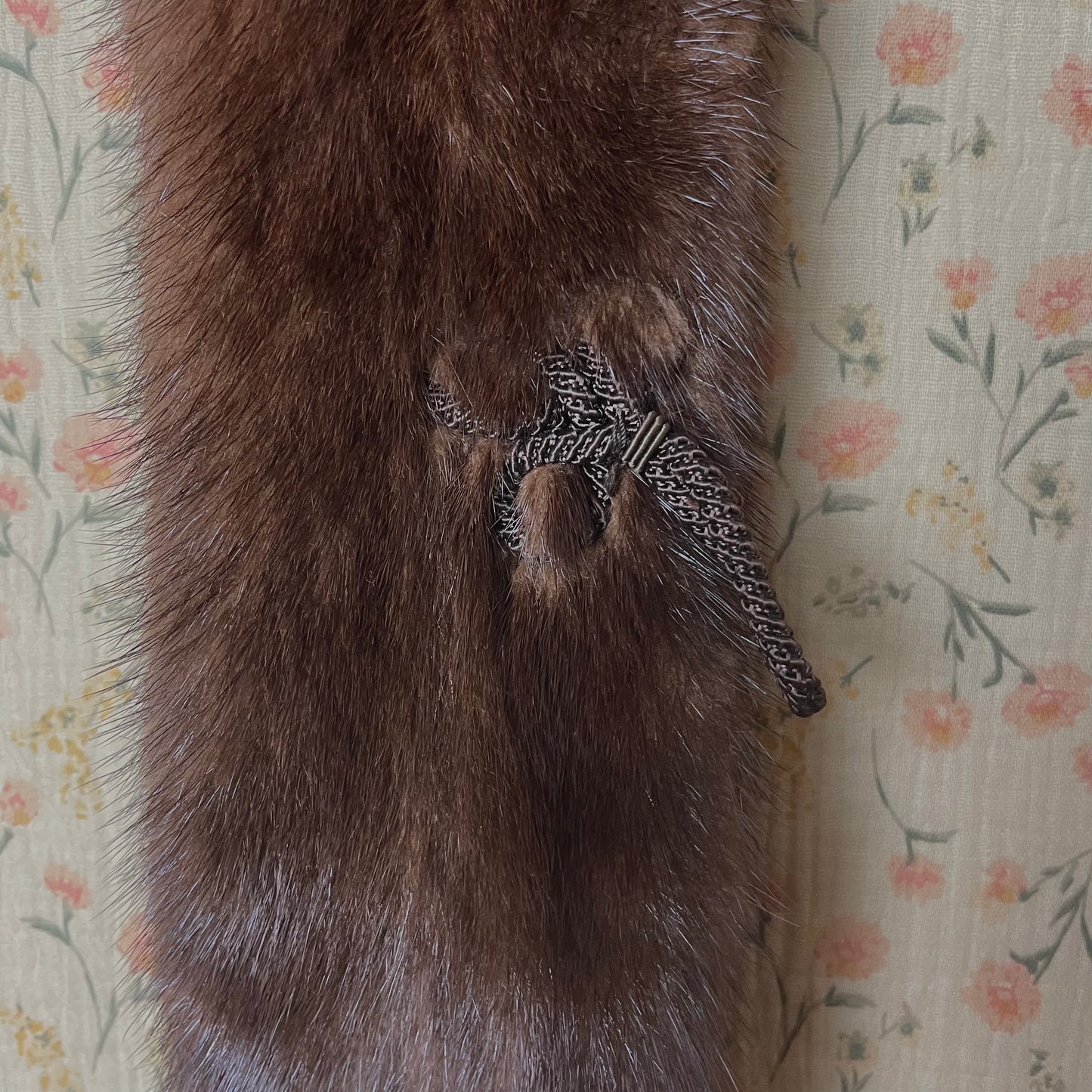 Vintage Mink Scarf with Diamond Knot Closure