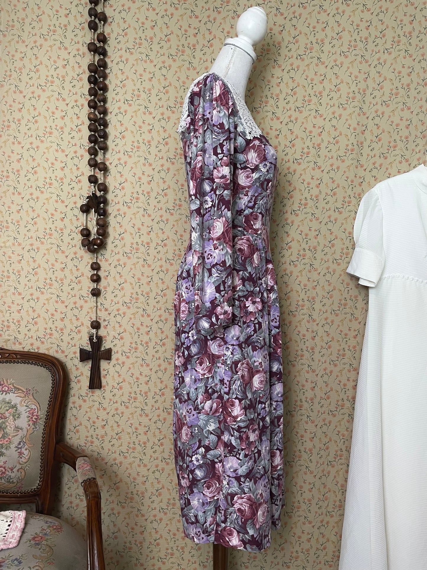 1980s Laura Ashley Lace Collar Dress