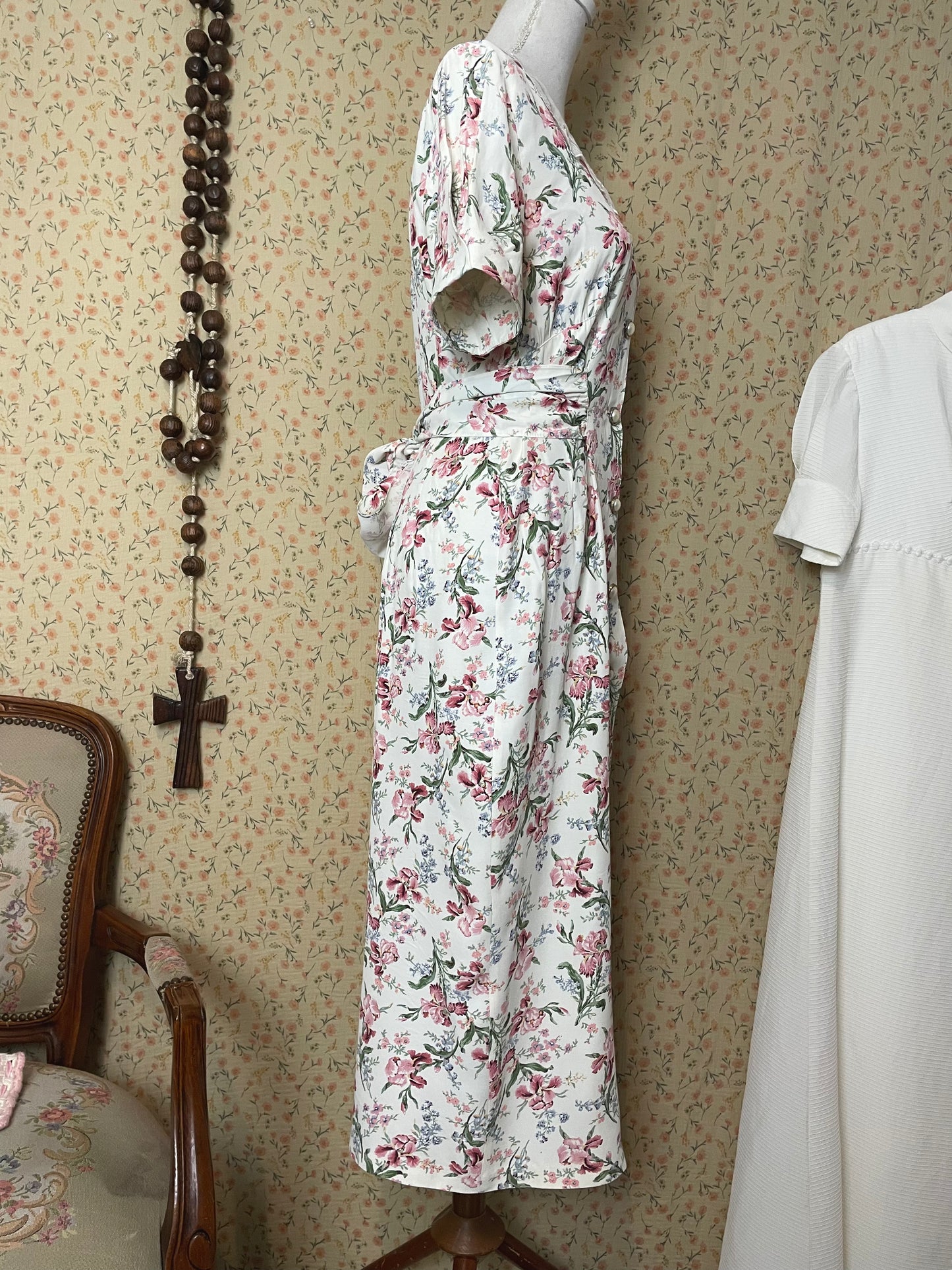 1980s Brioche Off-White Dress