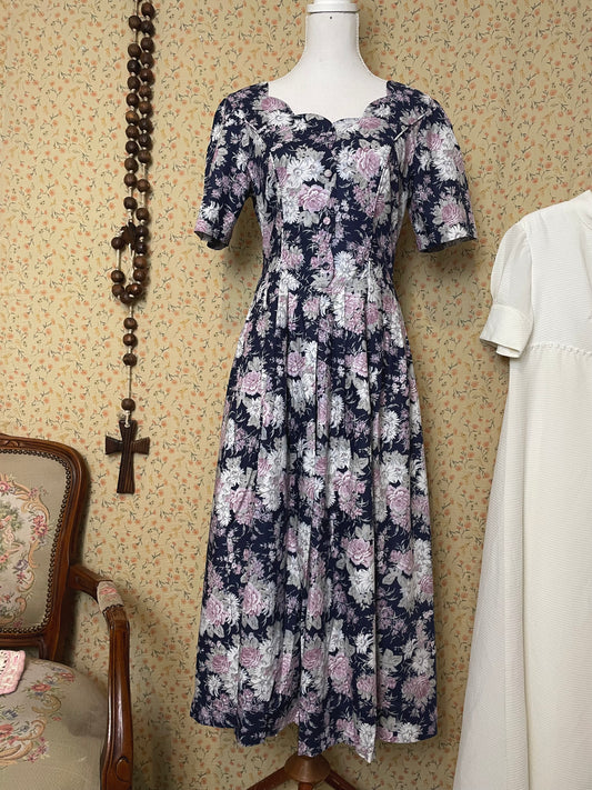 1980s Laura Ashley Scallop Dress