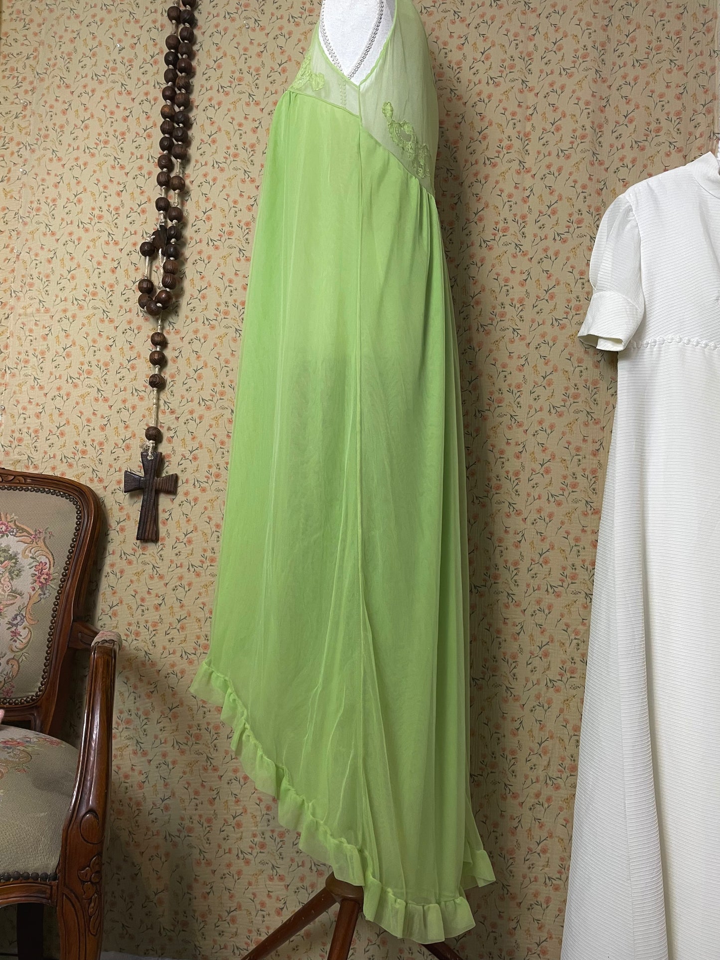 Vintage Apple Green Nightgown