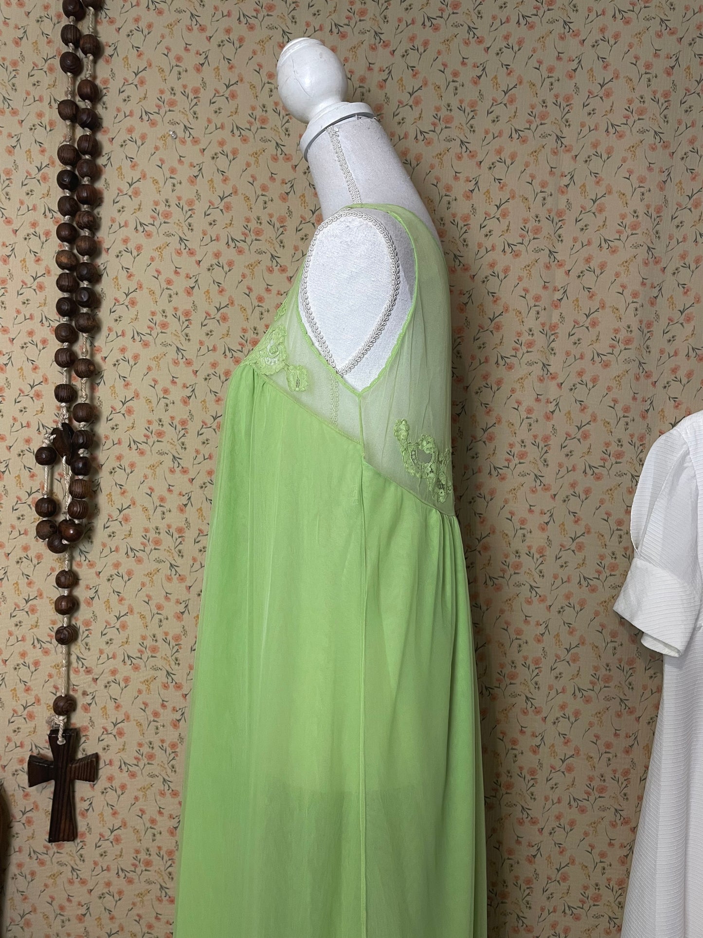 Vintage Apple Green Nightgown