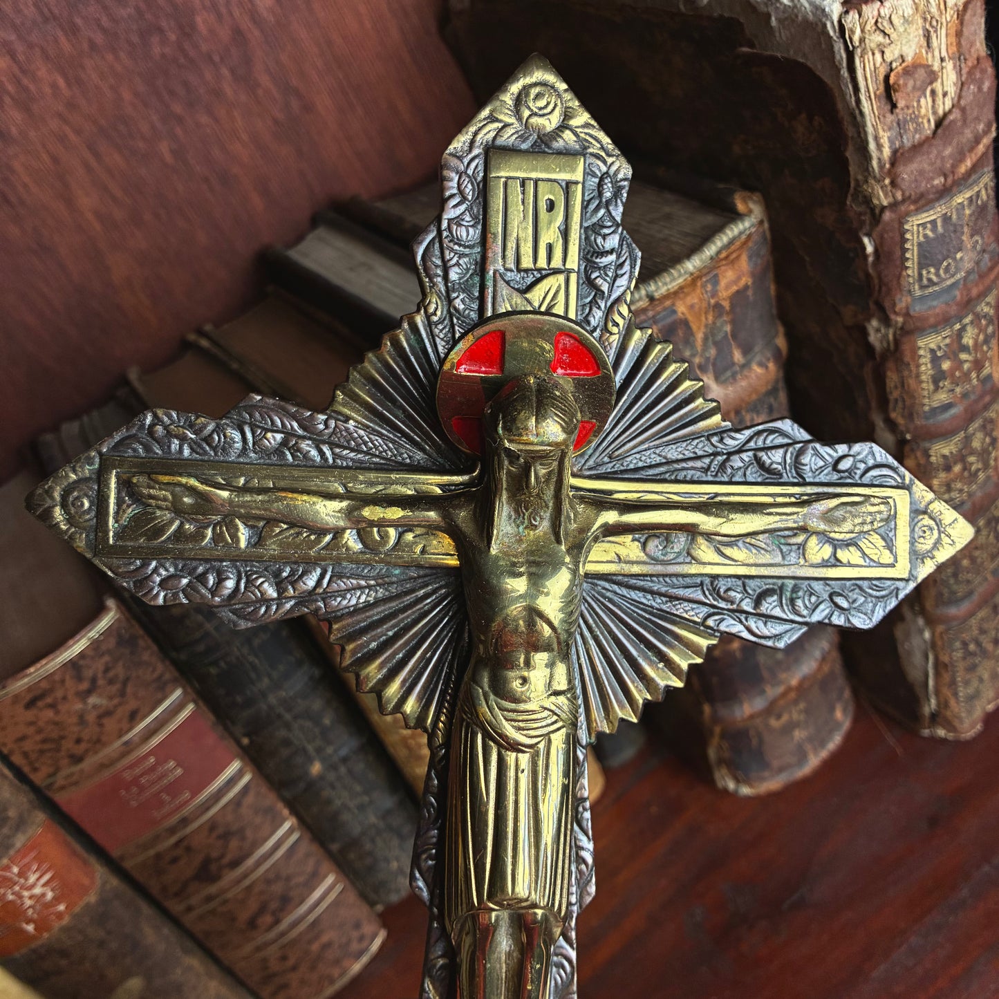 Art Deco / Art nouveau Crucifix
