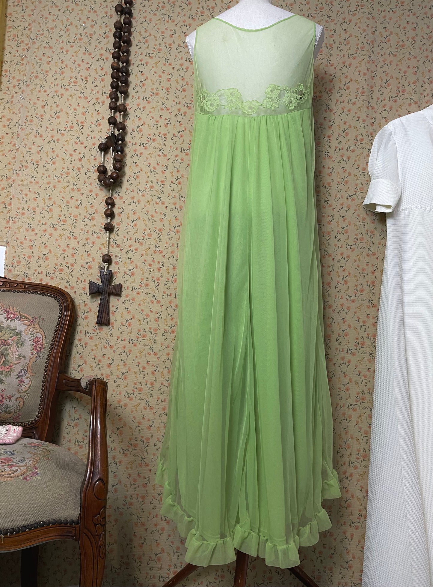 Vintage Apple Green Nightgown