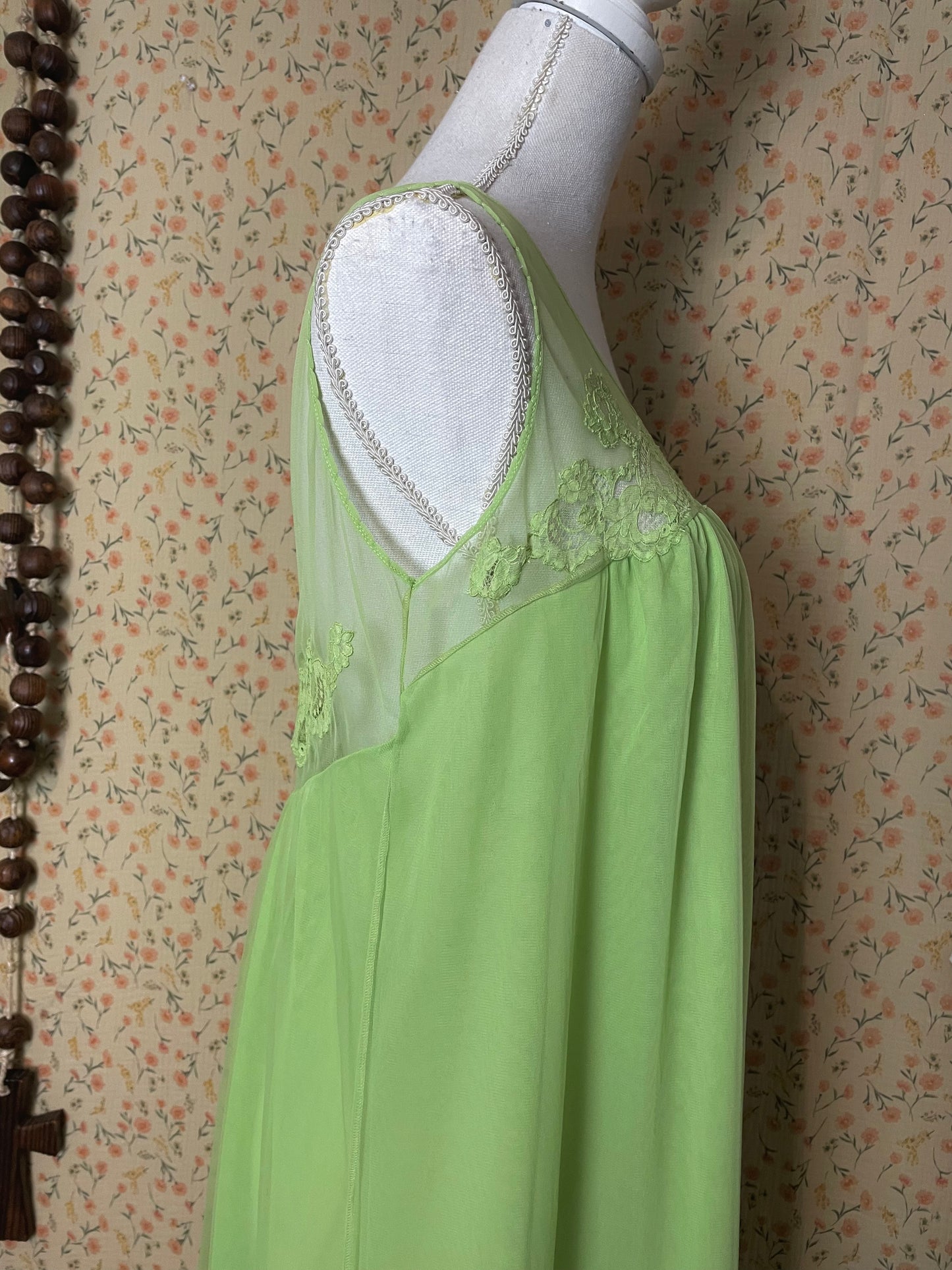 Vintage Apple Green Nightgown