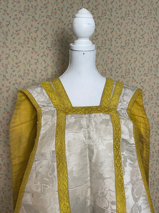 1850s Roman Chasubale