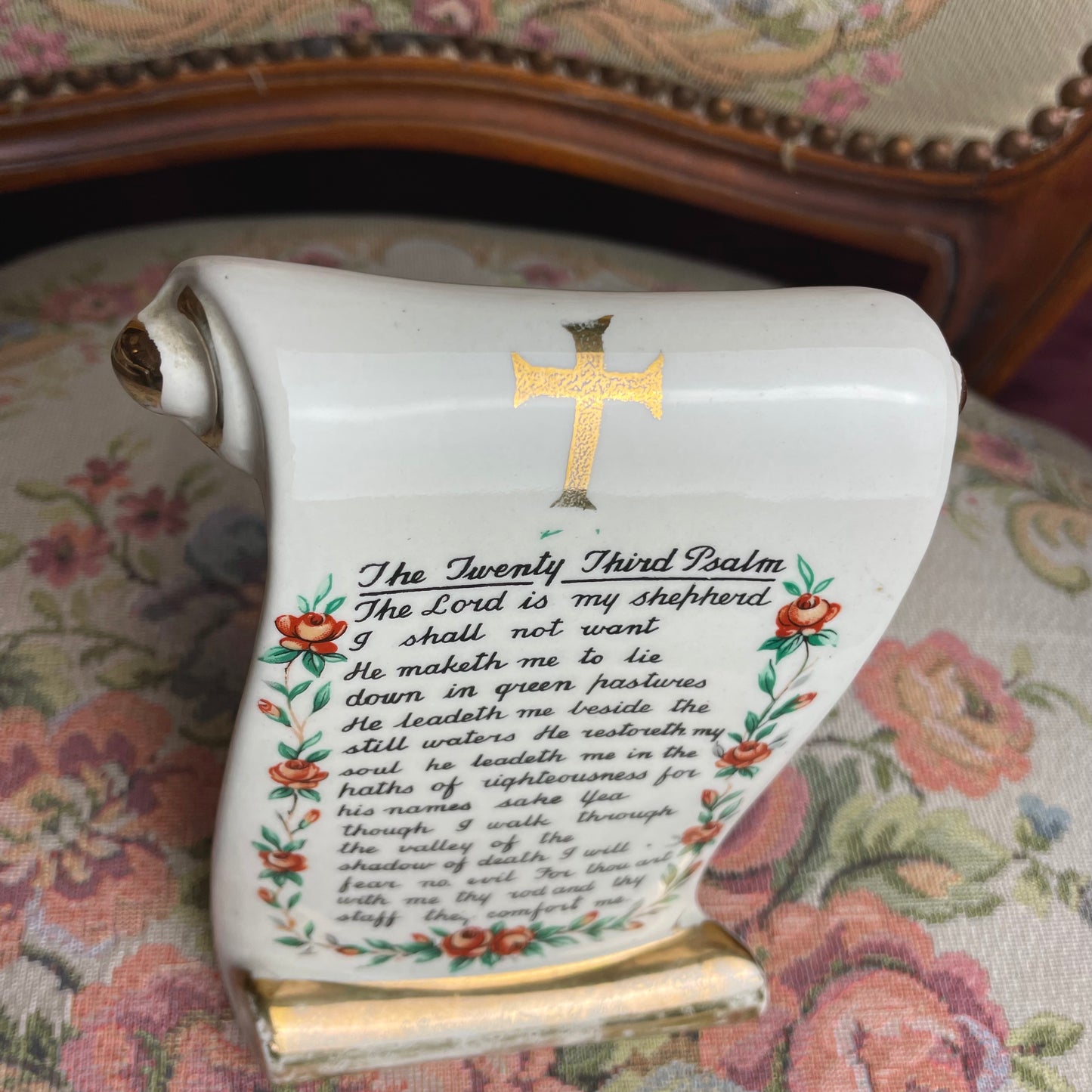Porcelain Scroll