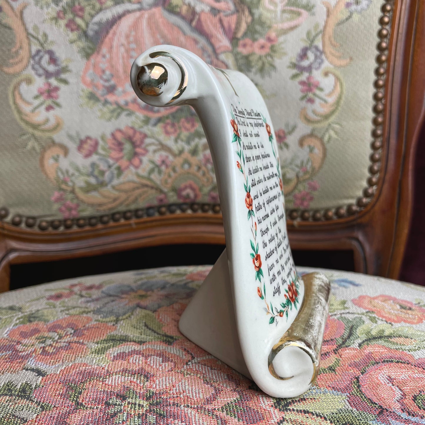 Porcelain Scroll