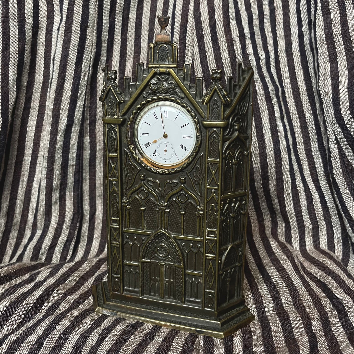 Cathedral Pocket Watch Stand with Watch