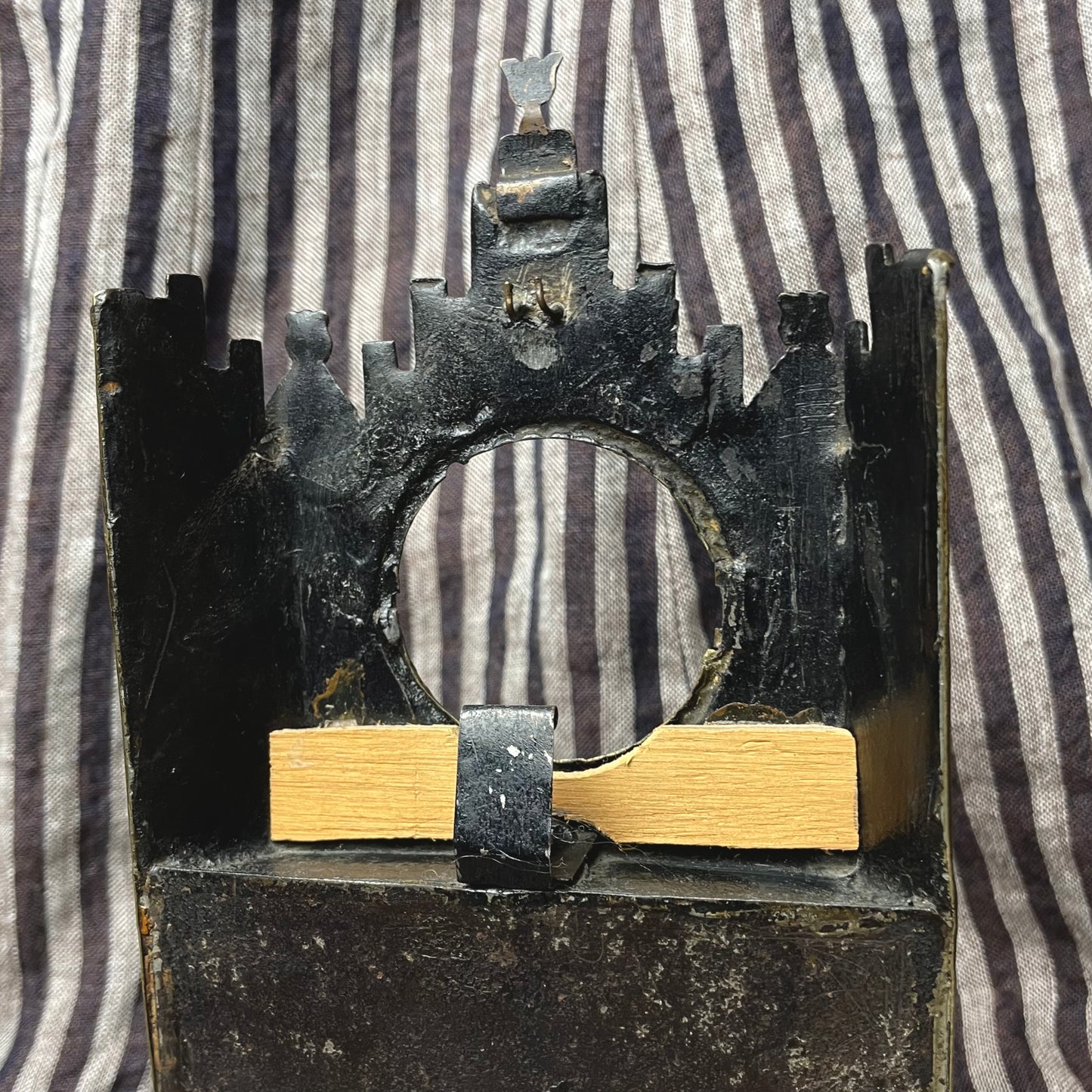 Cathedral Pocket Watch Stand with Watch