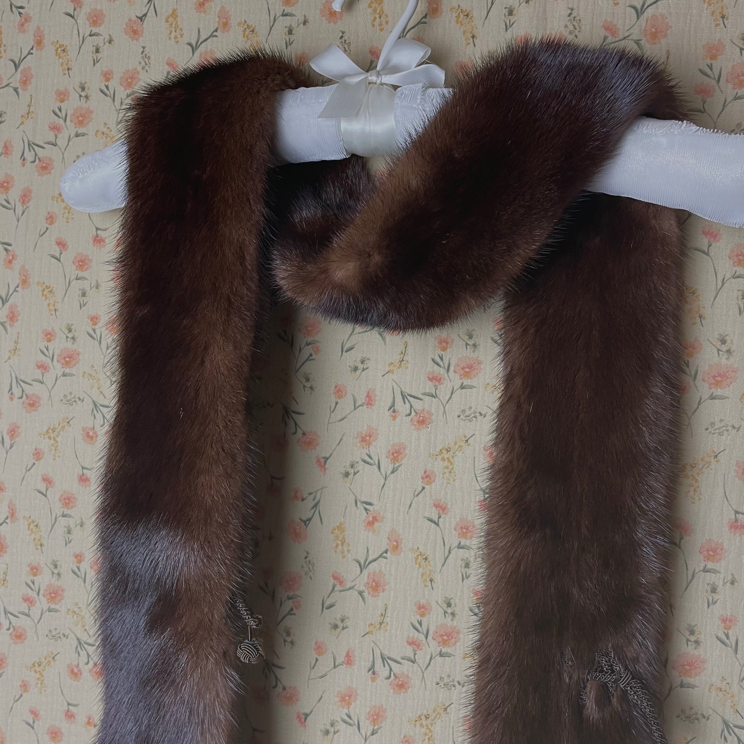 Vintage Mink Scarf with Diamond Knot Closure