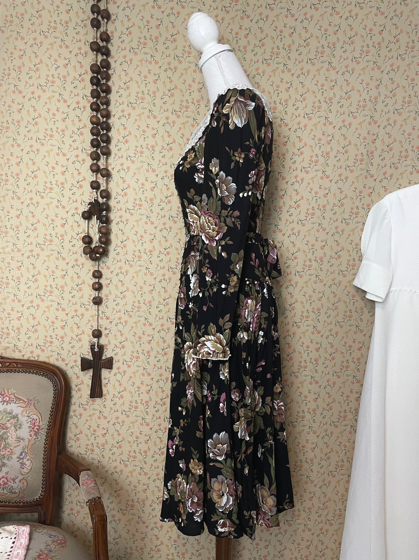 1970s Act I NY Lace Collar Dress