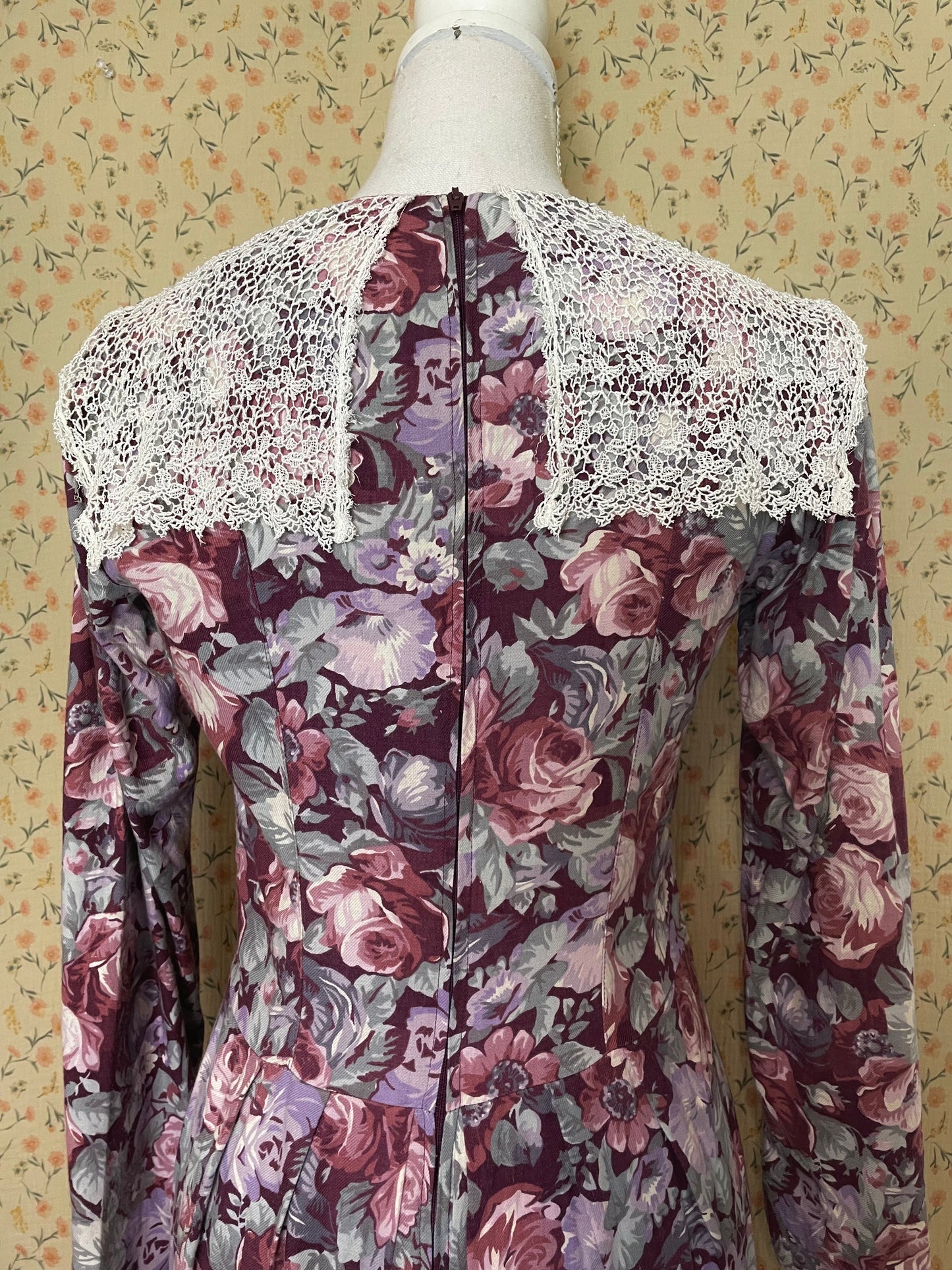 1980s Laura Ashley Lace Collar Dress
