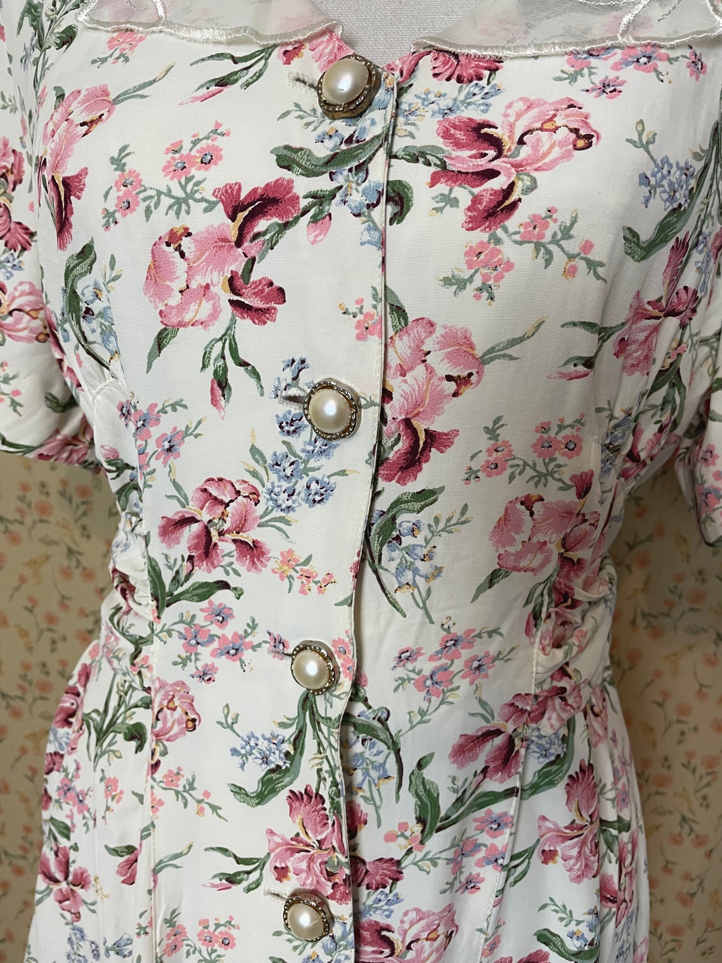 1980s Brioche Off-White Dress