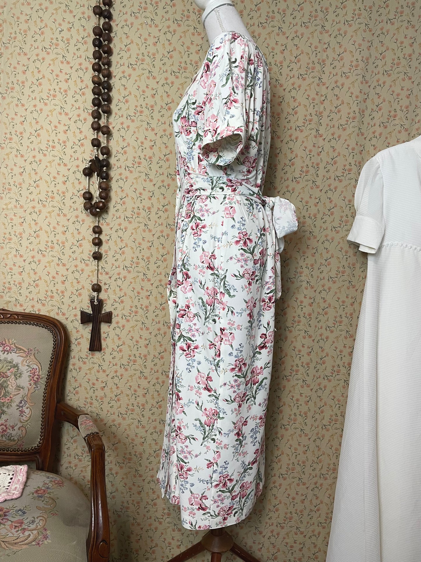 1980s Brioche Off-White Dress