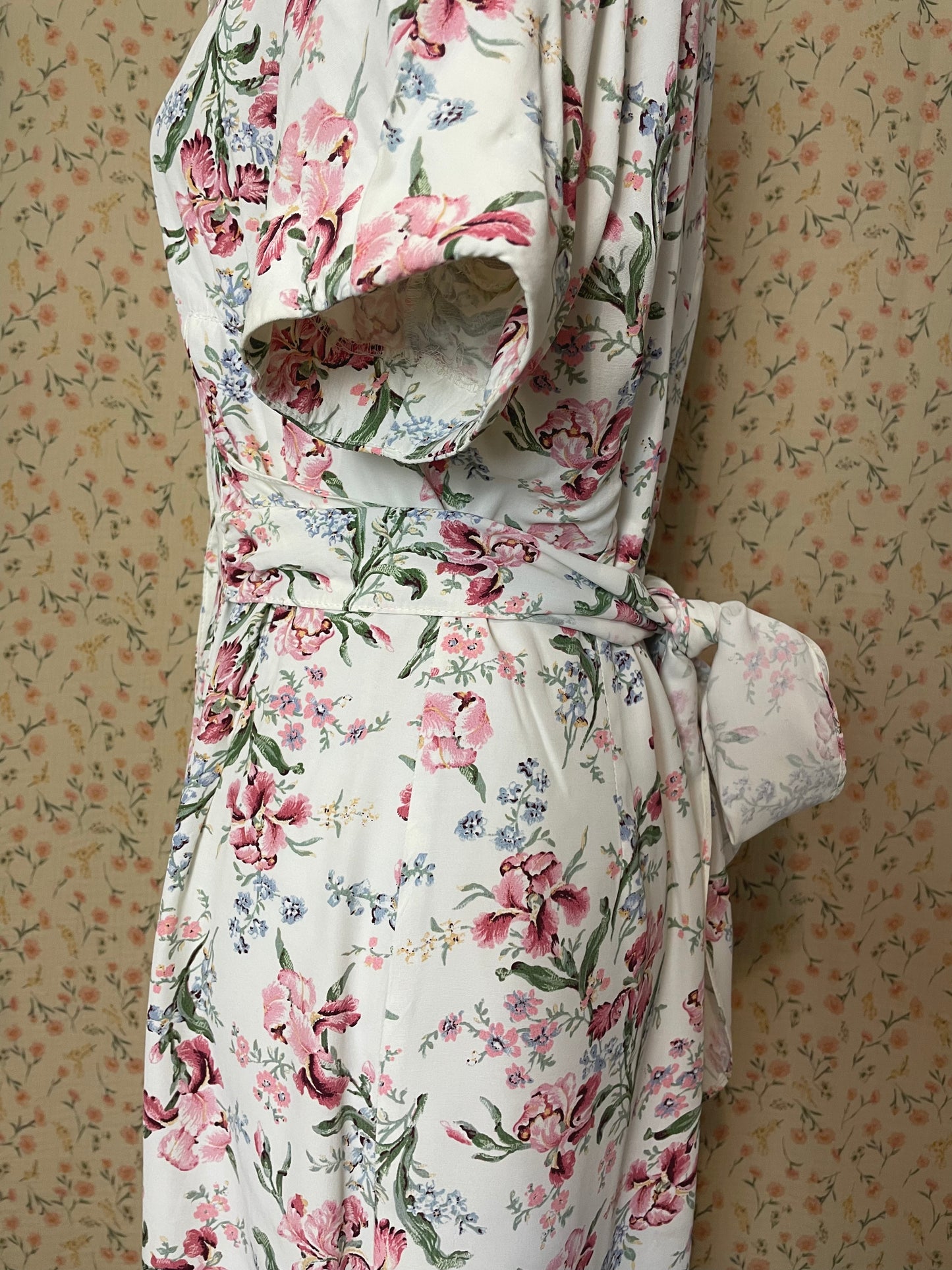 1980s Brioche Off-White Dress
