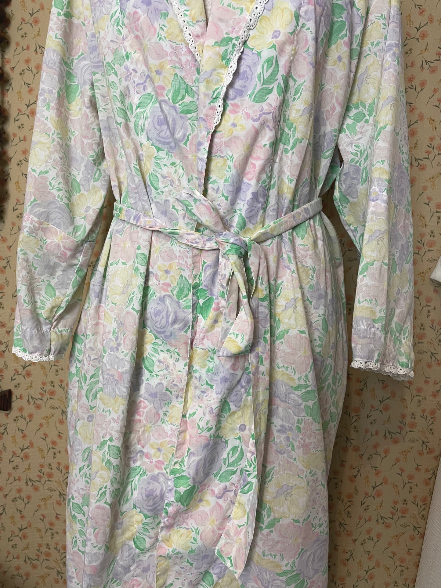 1980s Robe