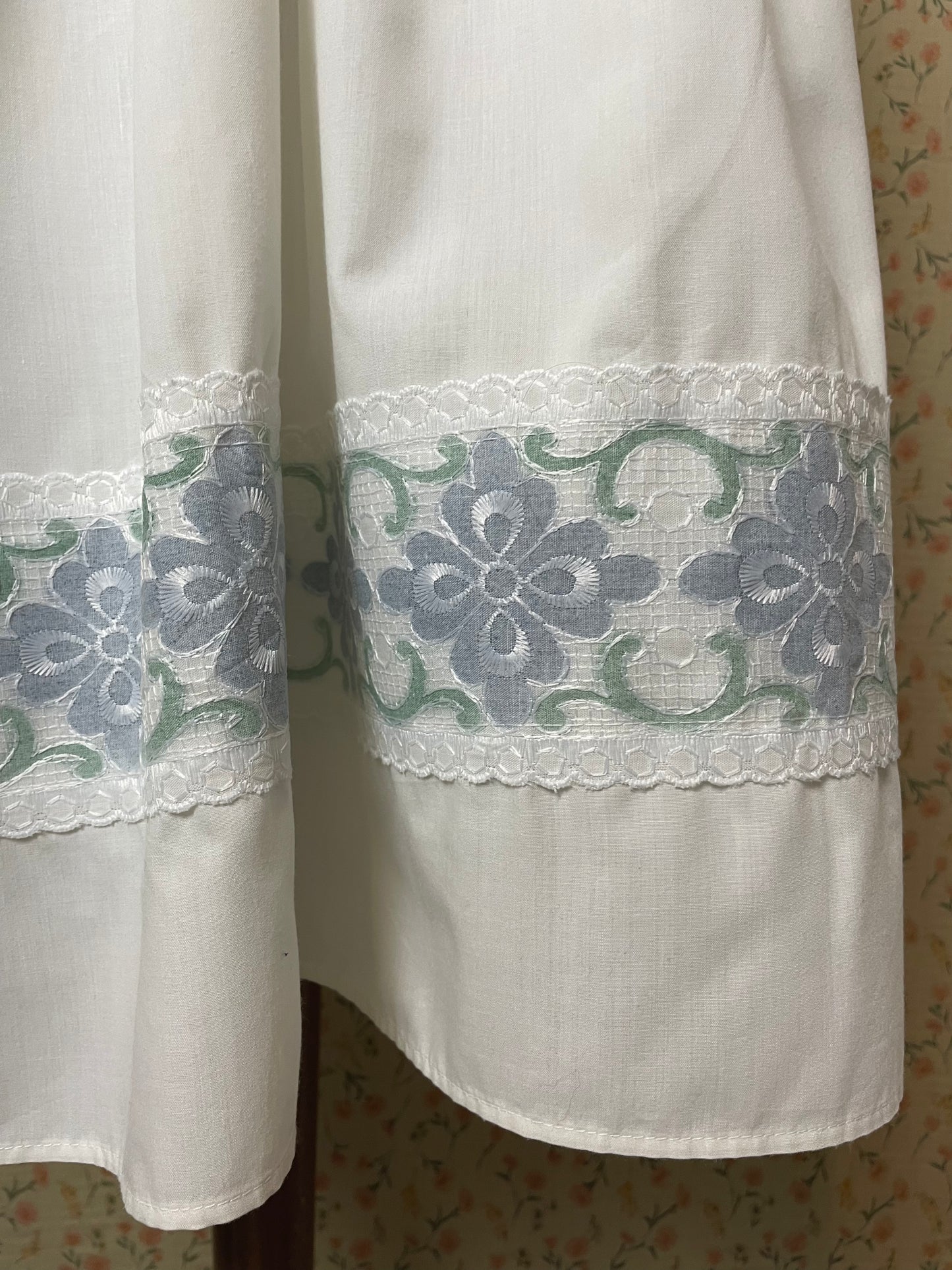 1990s Gunne Sax Lace Dress