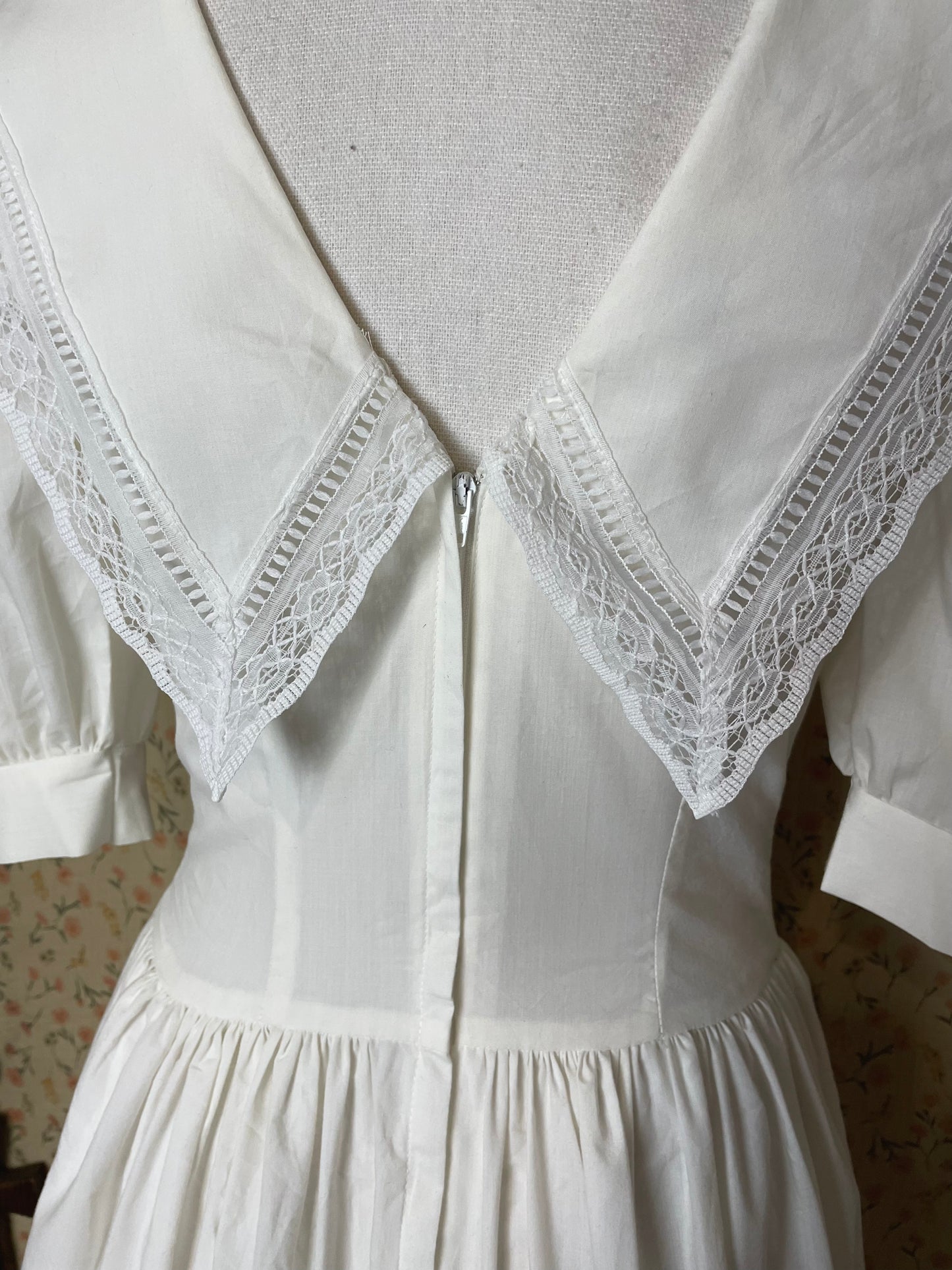 1990s Gunne Sax Lace Dress