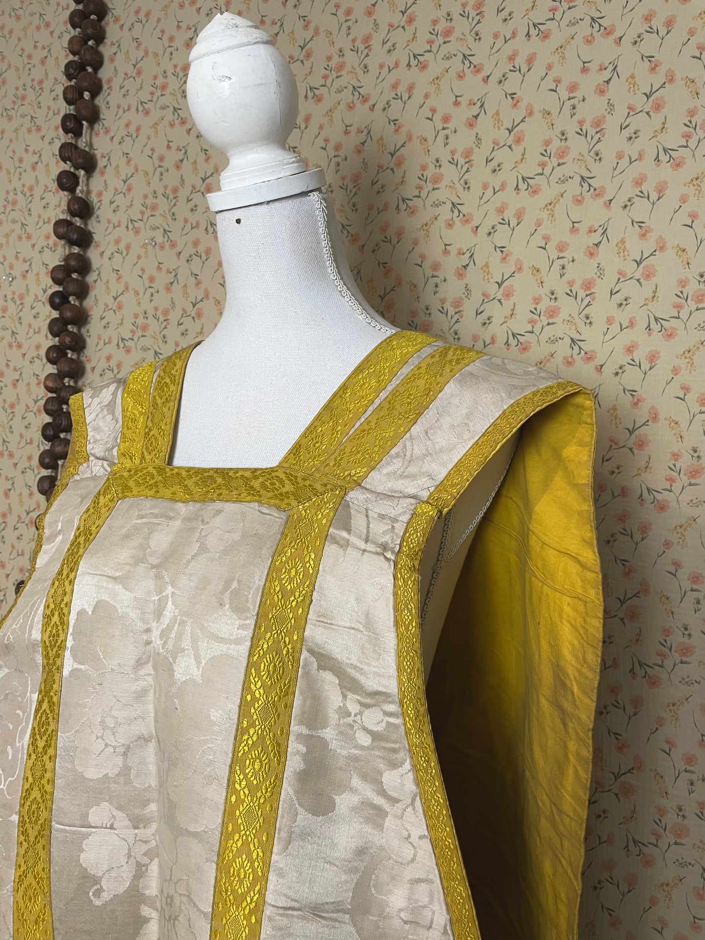 1850s Roman Chasubale