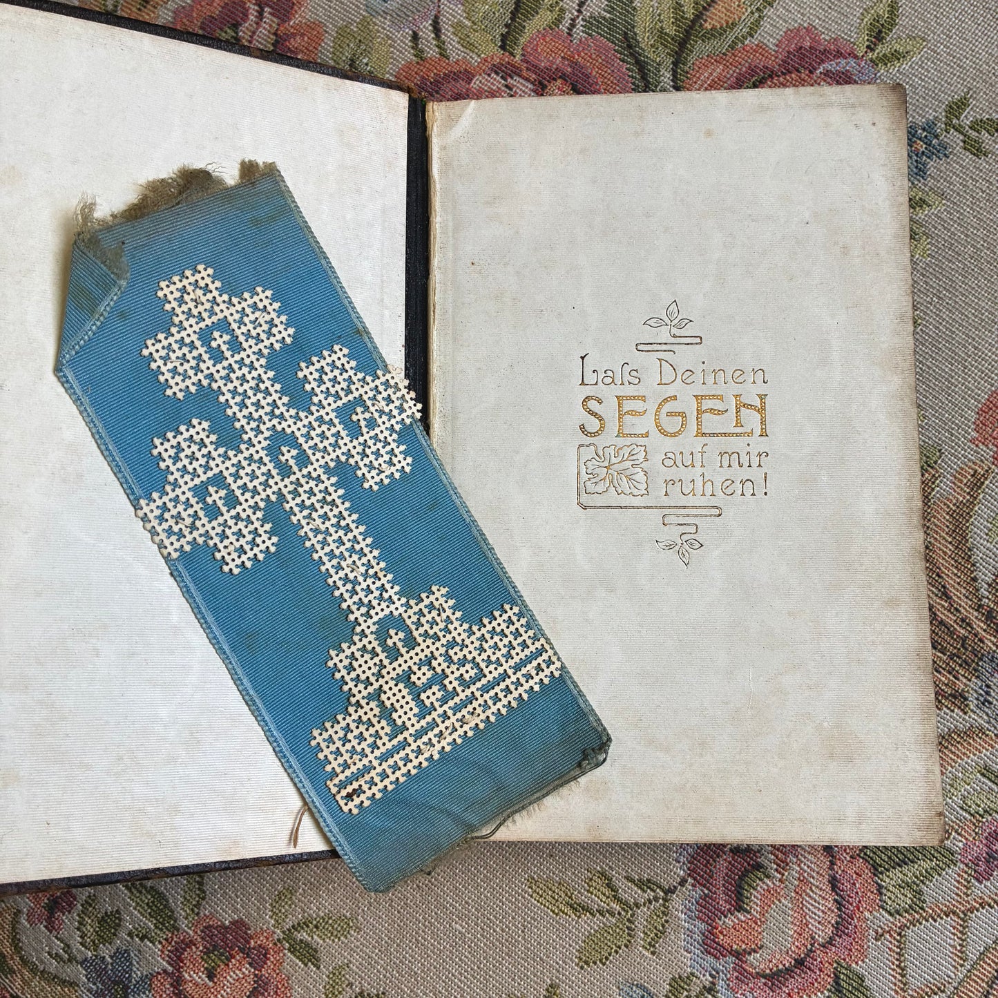 Hymnbook Evangelical