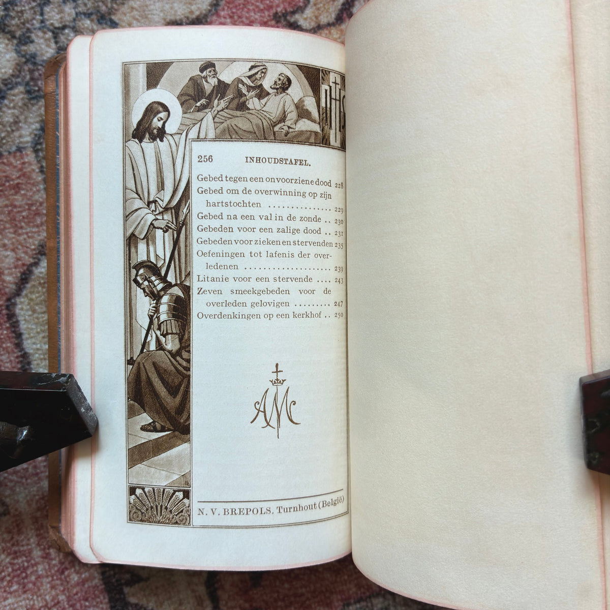 ''Komt tot mij'' Communie- en gebedenboek 1947