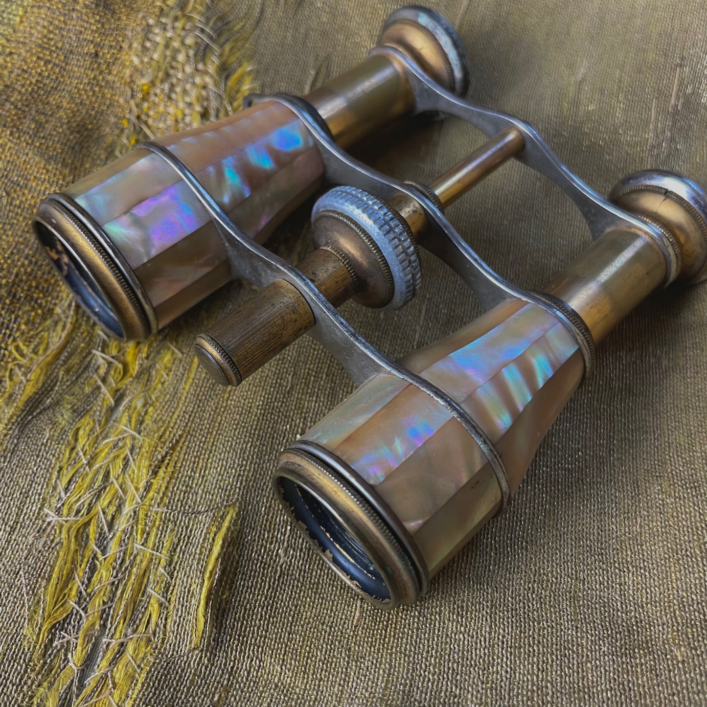 Opera Glasses Mother of Pearl