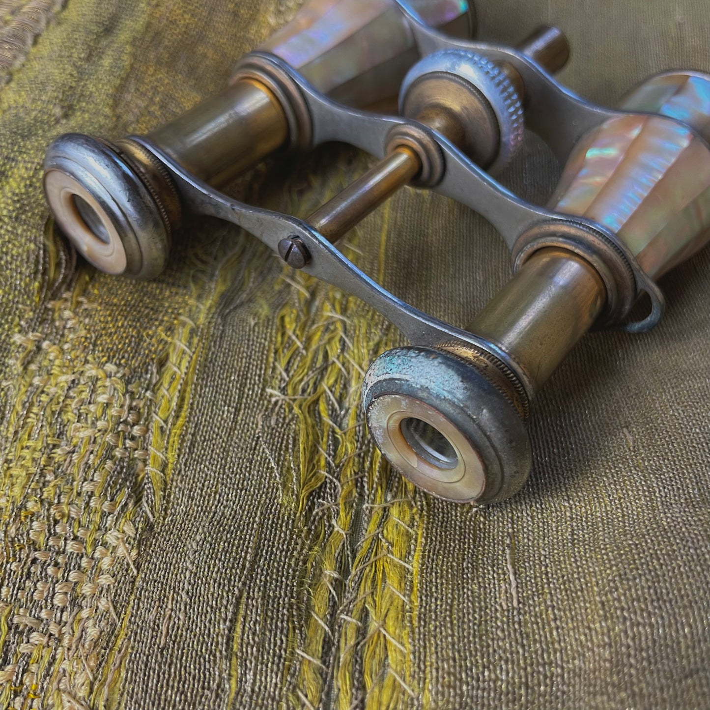 Opera Glasses Mother of Pearl