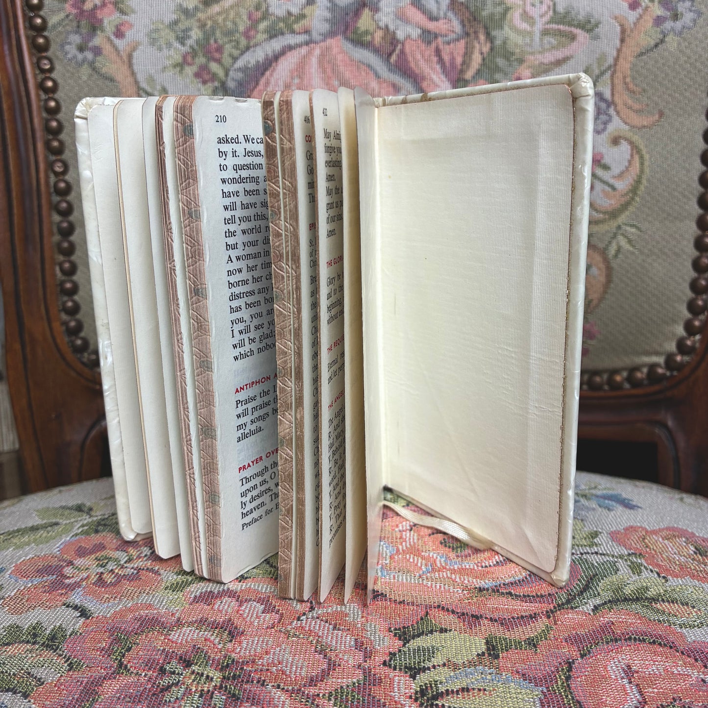 The New English Missal 1965
