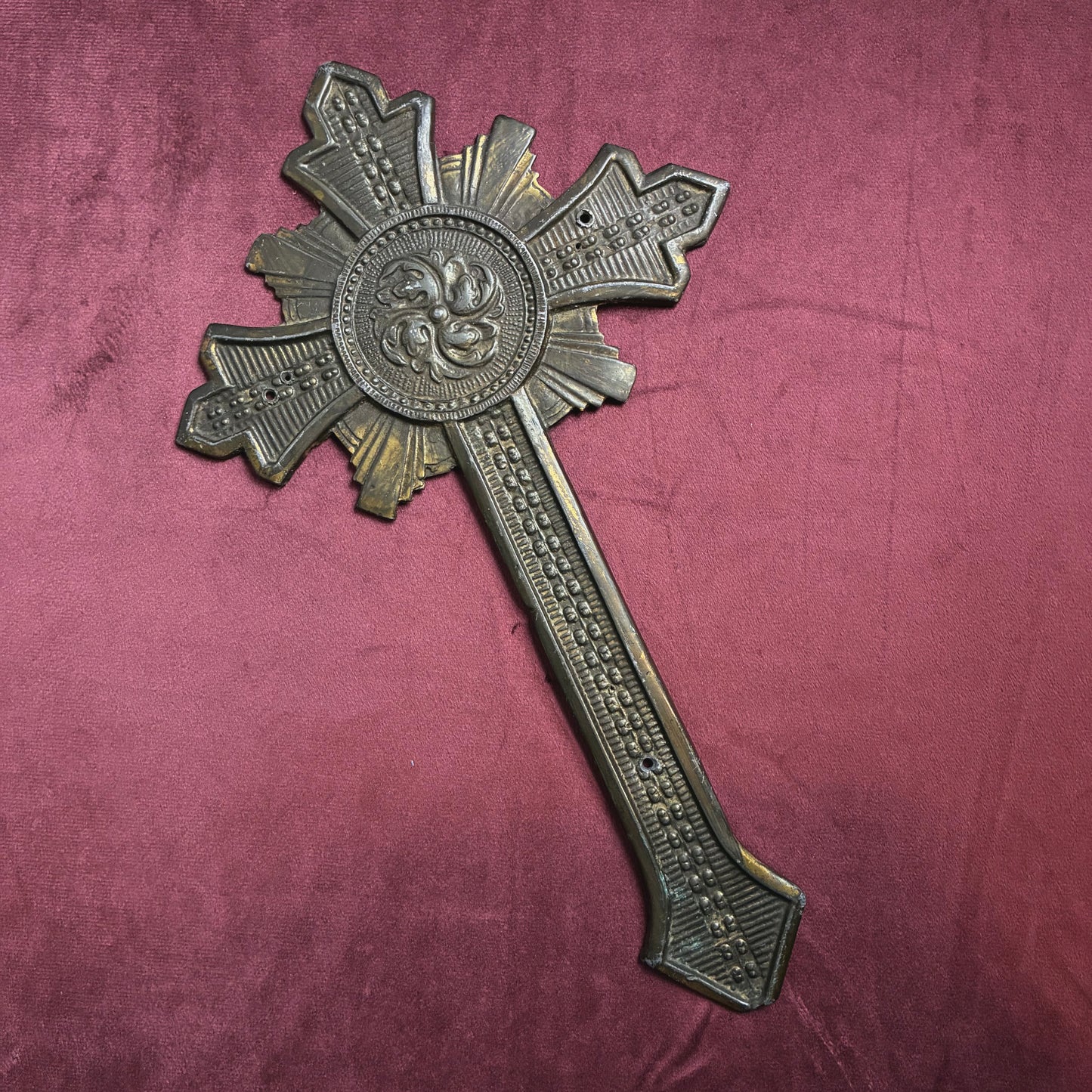 Foliate Rosette Cross