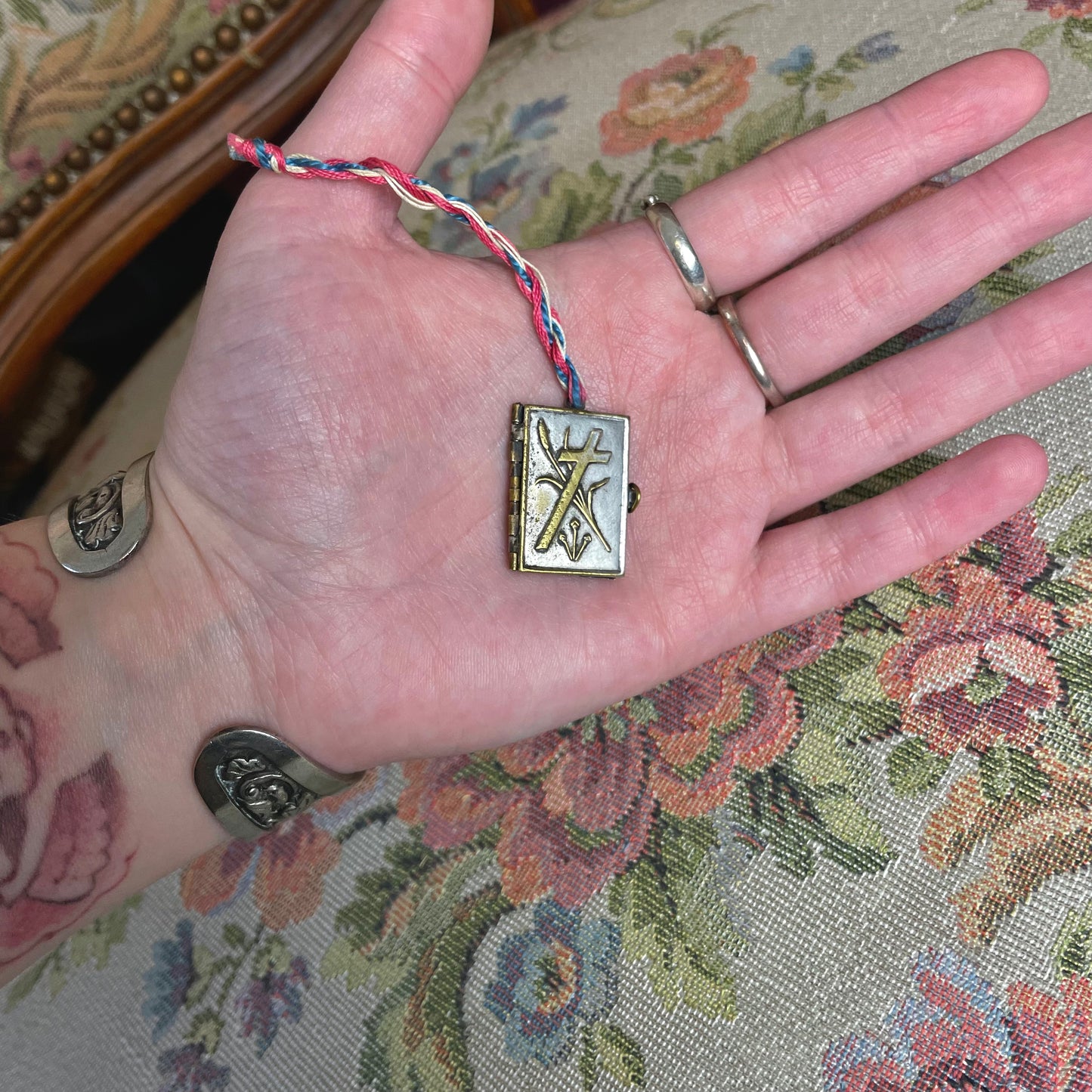 Stations of the Cross Miniature Book