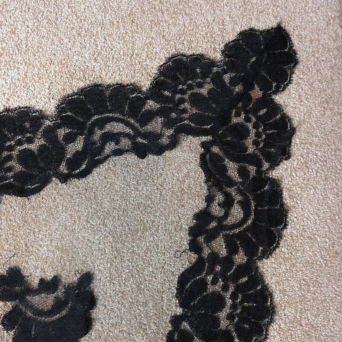 Vintage Mantilla Black