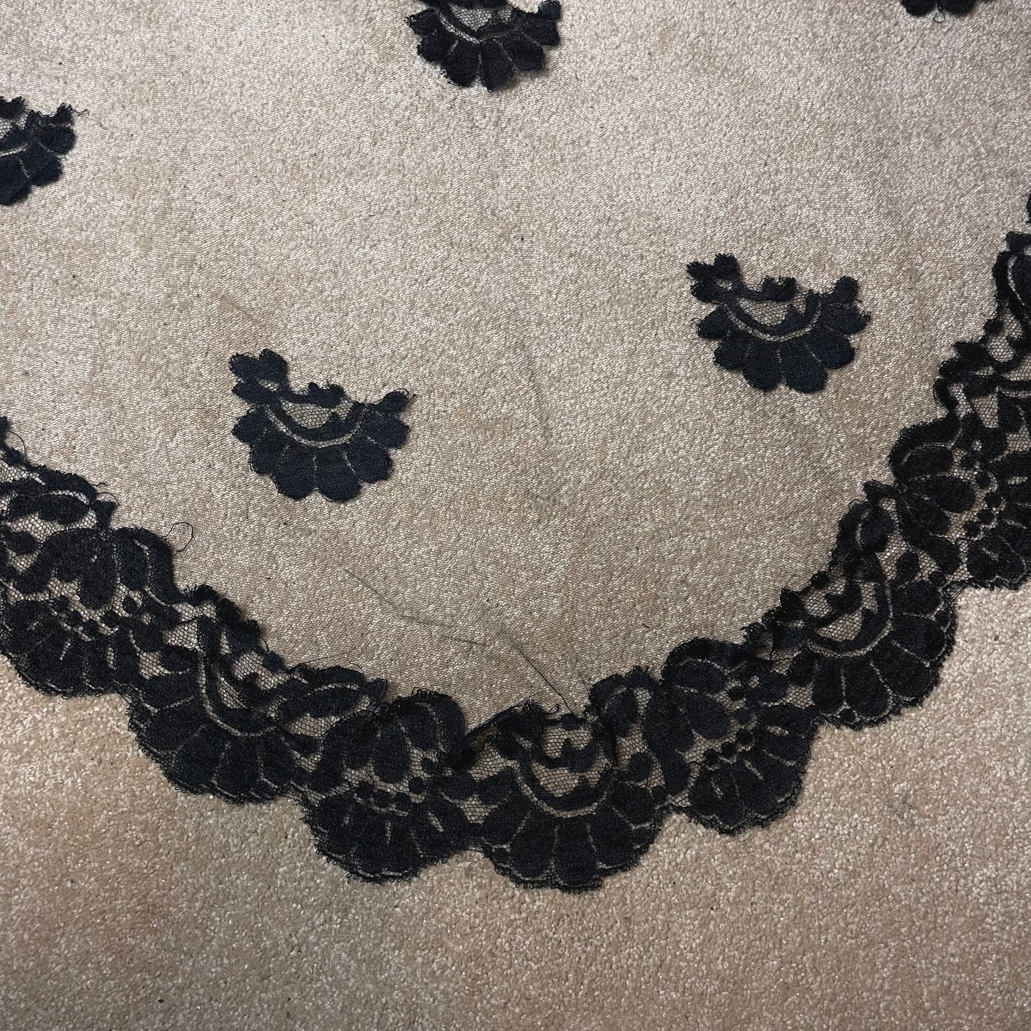 Vintage Mantilla Black