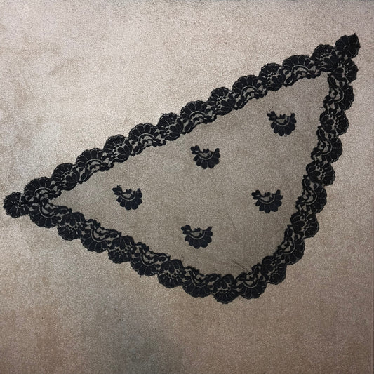 Vintage Mantilla Black
