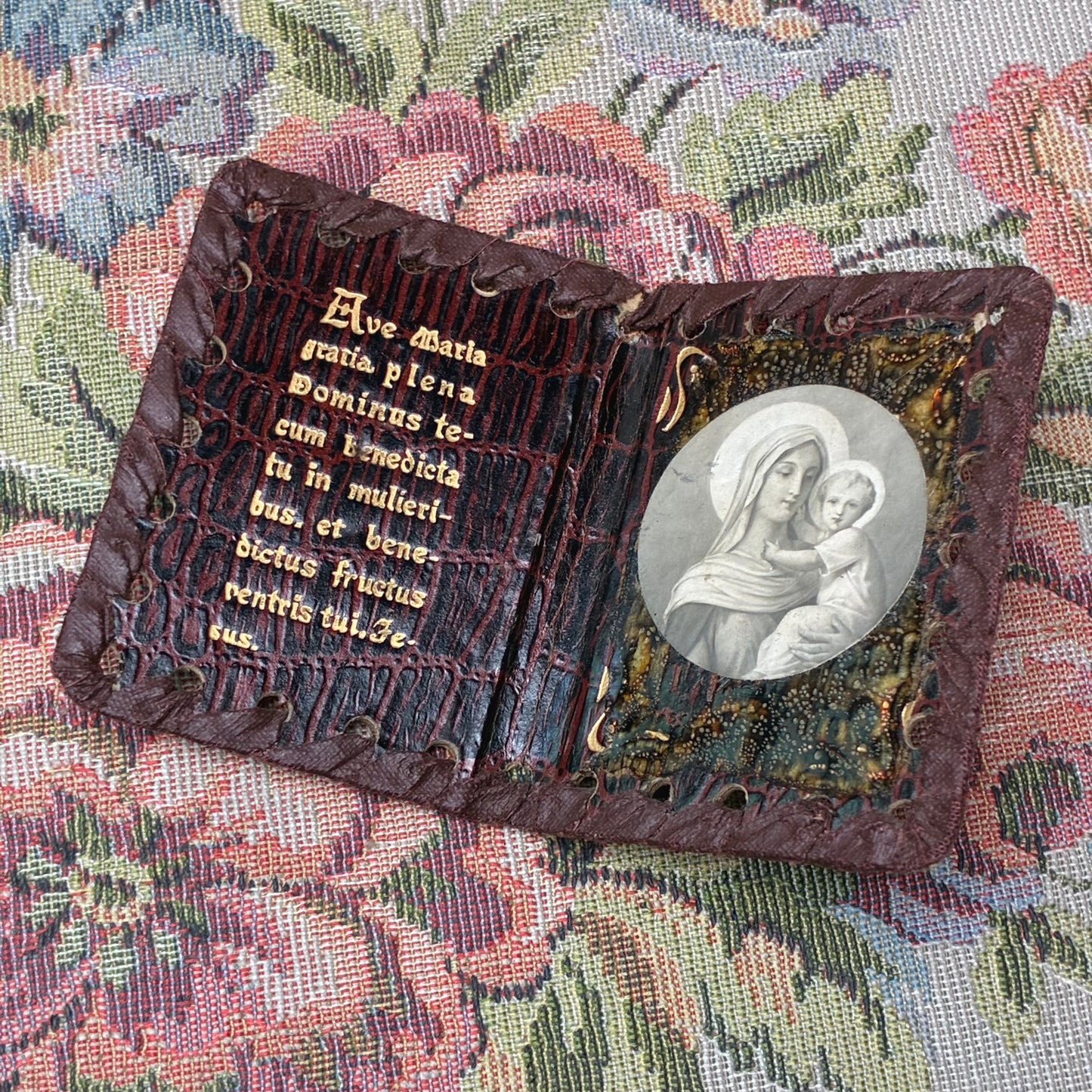 Devotional Booklet Ave Maria