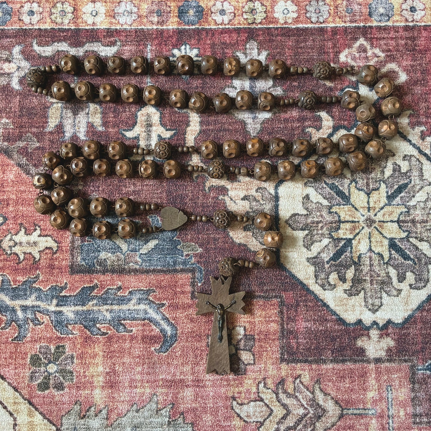 Souvenir de Notre-Dame de Lourdes Rosary