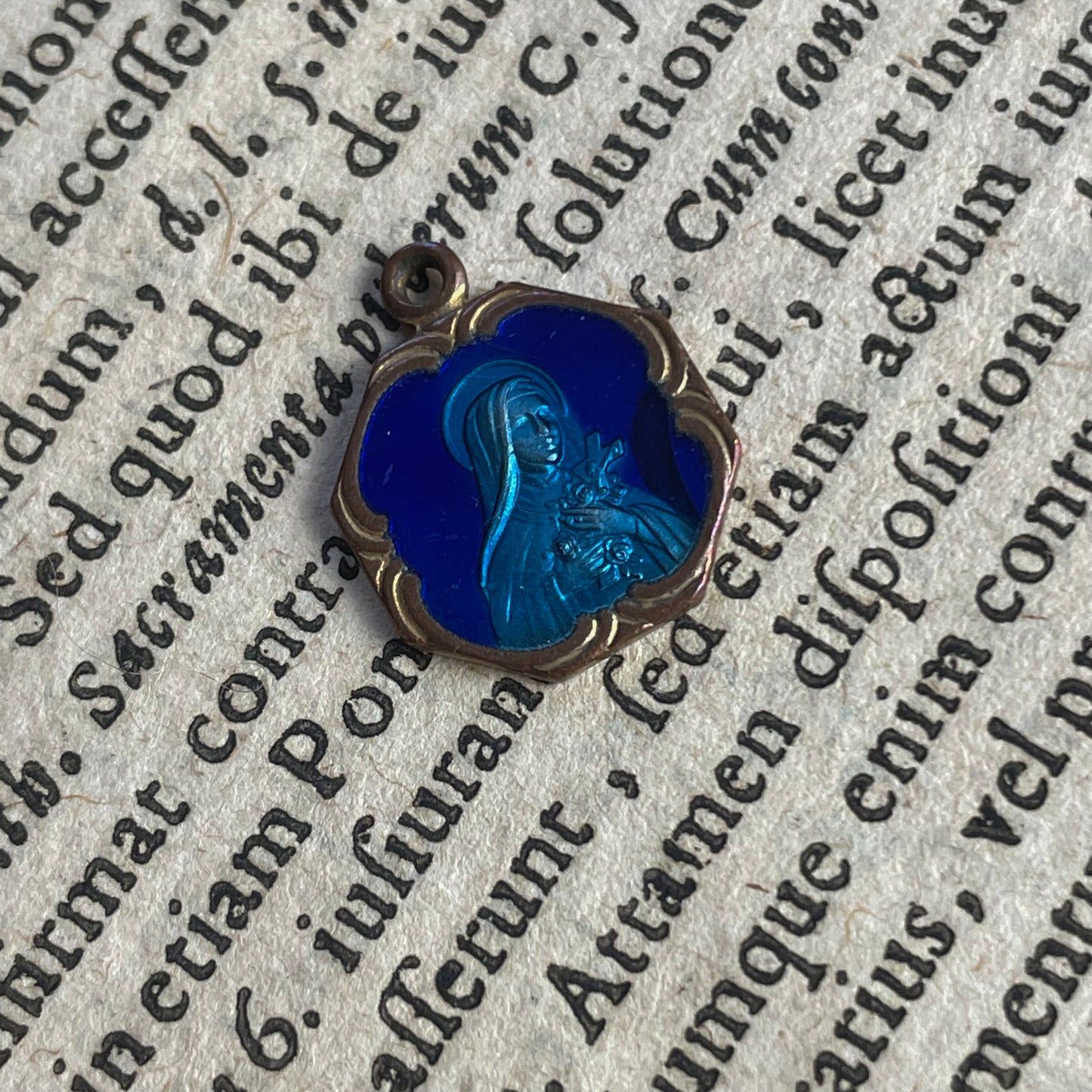 Saint Thérèse of Lisieux Pendant