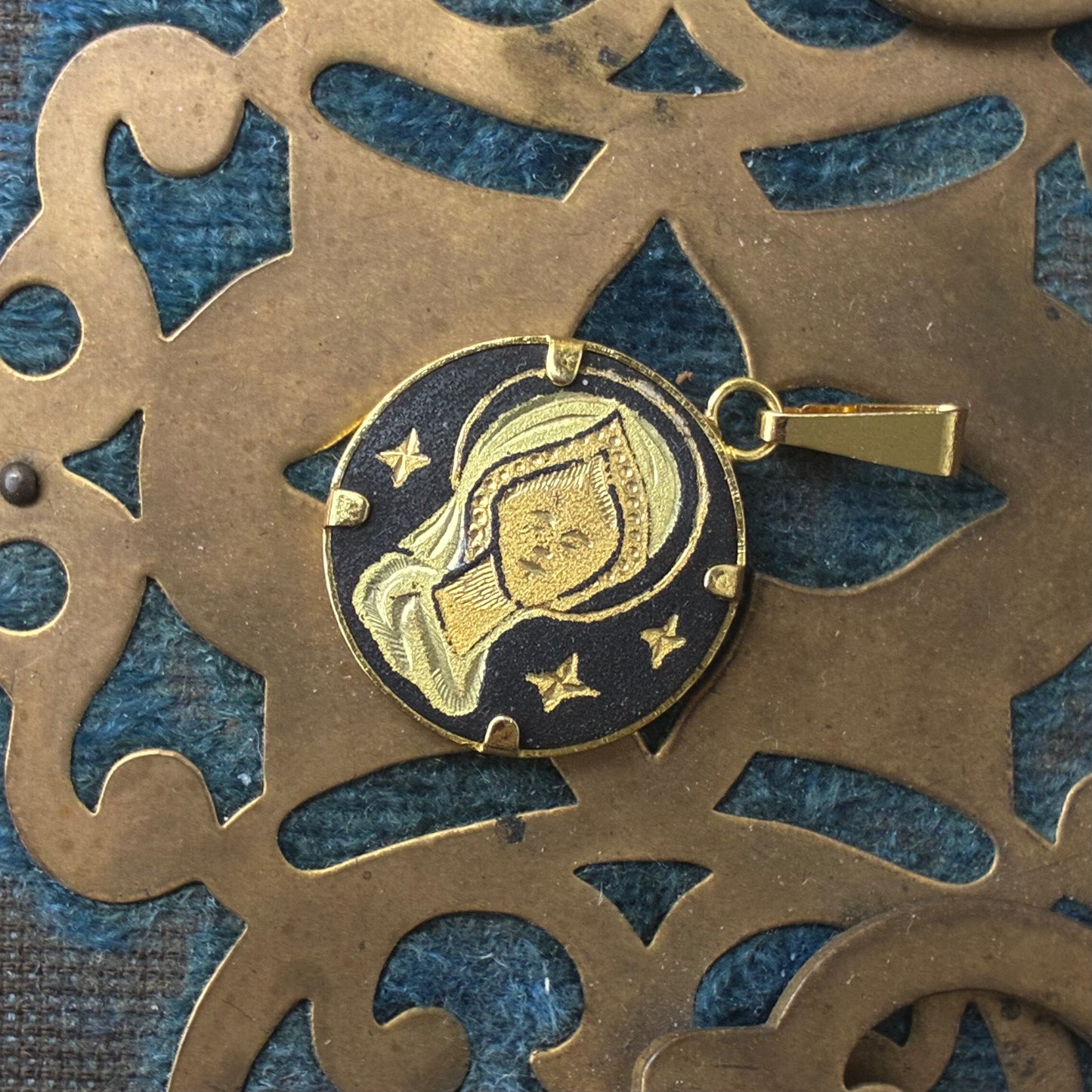 Toledo Damascene Pendant Virgin Mary