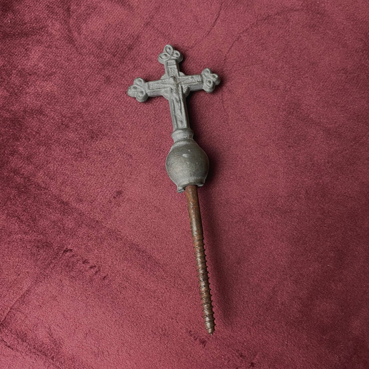 Stone Coffin Screw