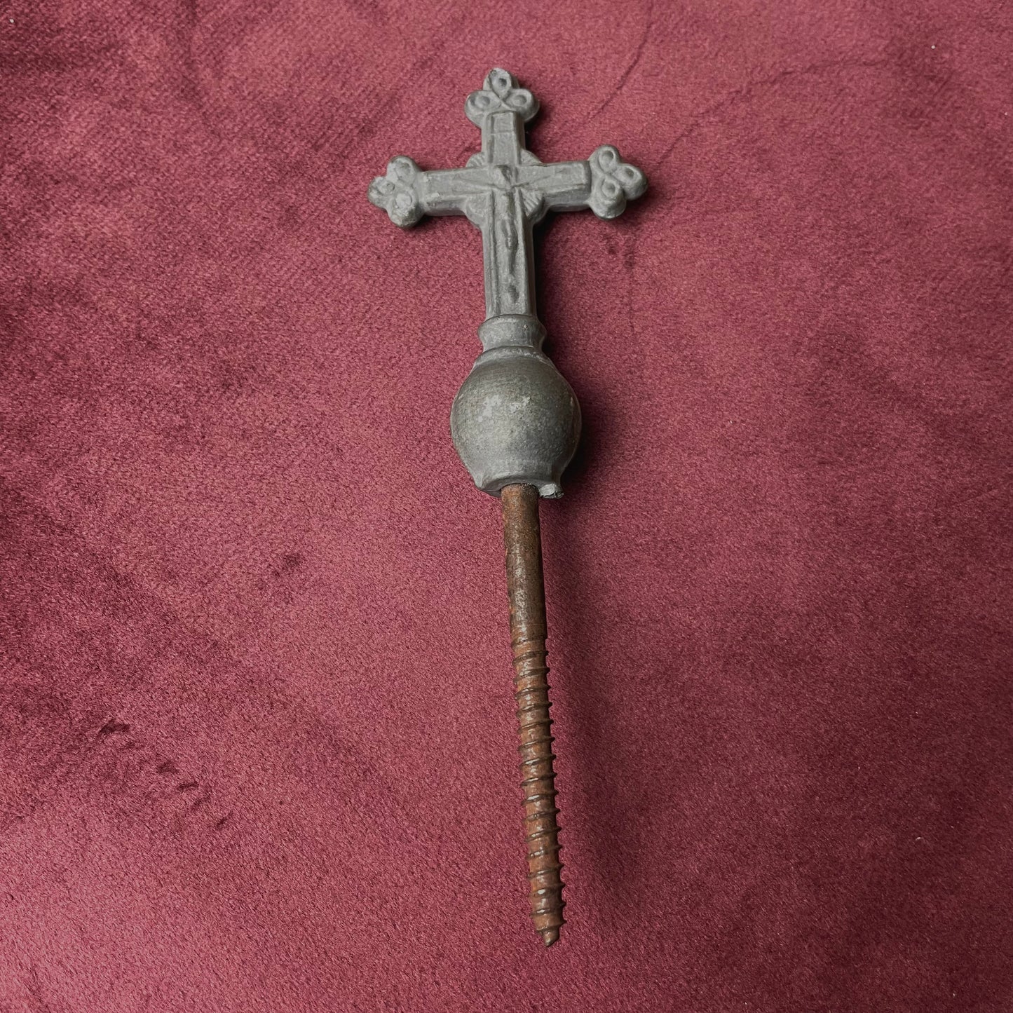 Stone Coffin Screw