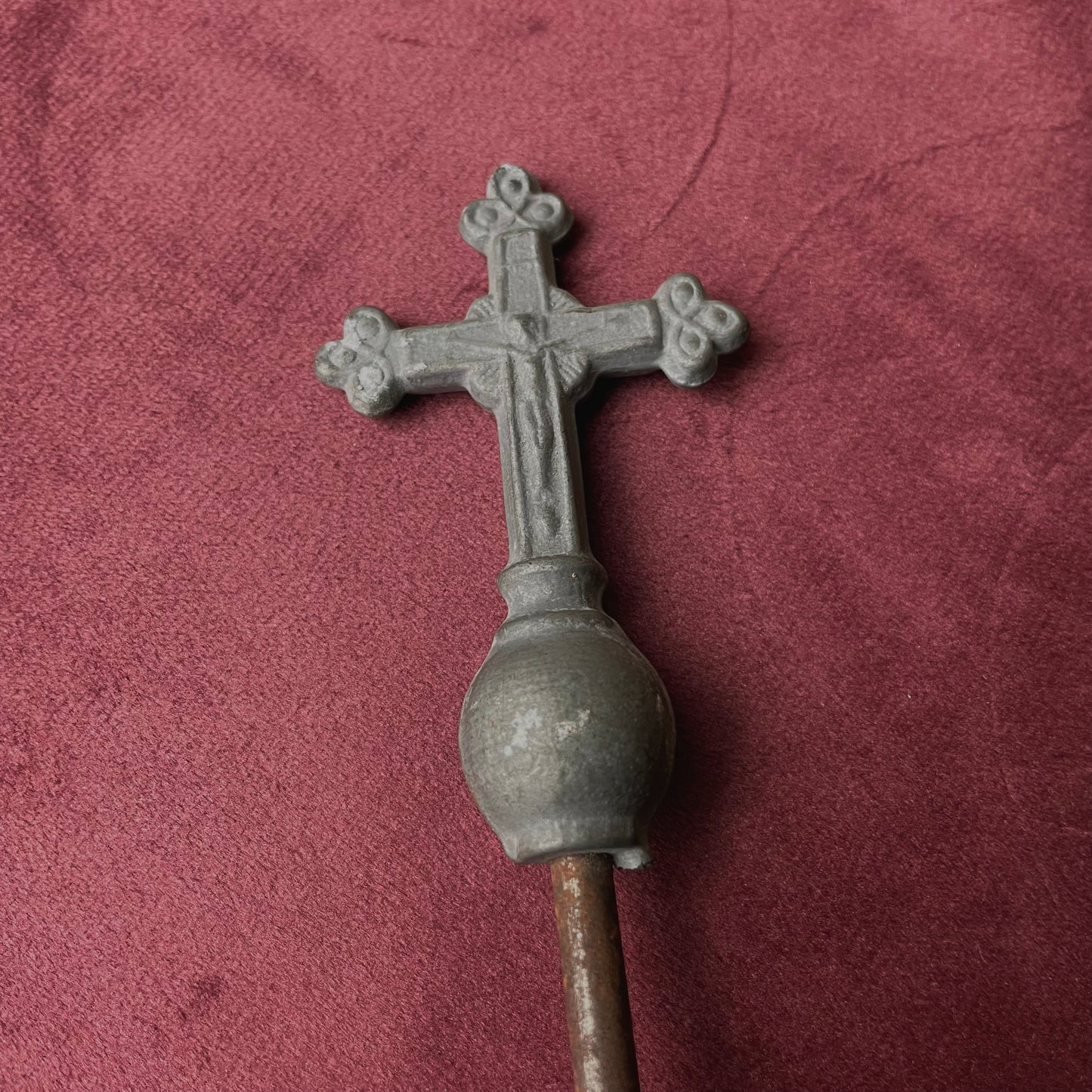 Stone Coffin Screw